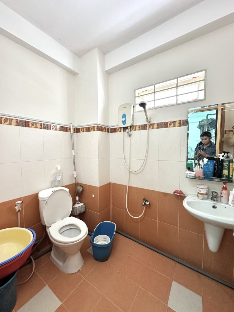 BÁN NHÀ PHÚ NHUẬN HXH 60M2 5 TẦNG NGANG GẦN 6M SÁT MT CHDV 9 PN PHAN ĐĂNG LƯU  9.6 TỶ. - Ảnh 2